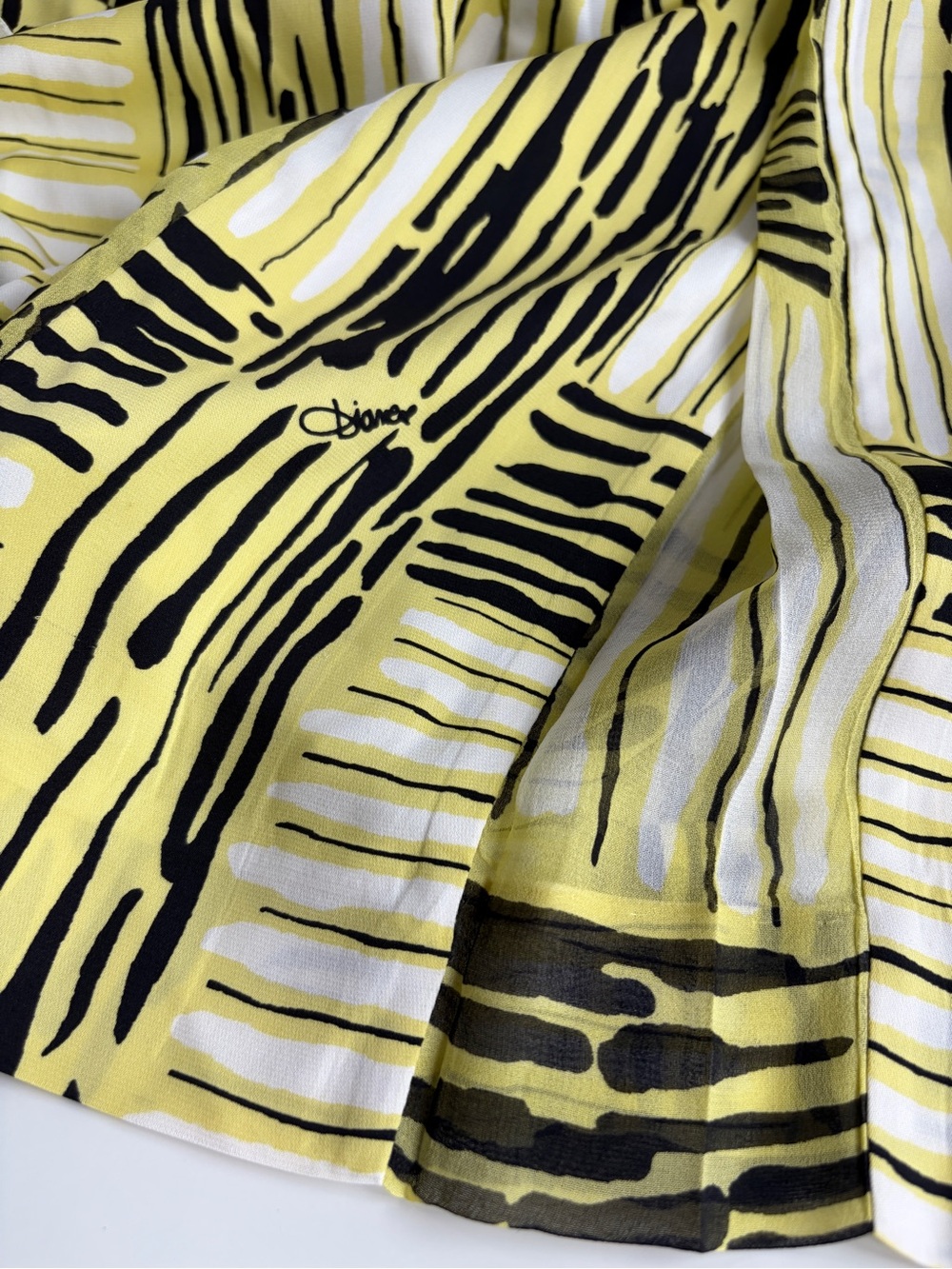 Diane Von Furstenberg DVF Hayley Silk Print Pleated Dress Sz 6 Yellow Black - Picture 13 of 17